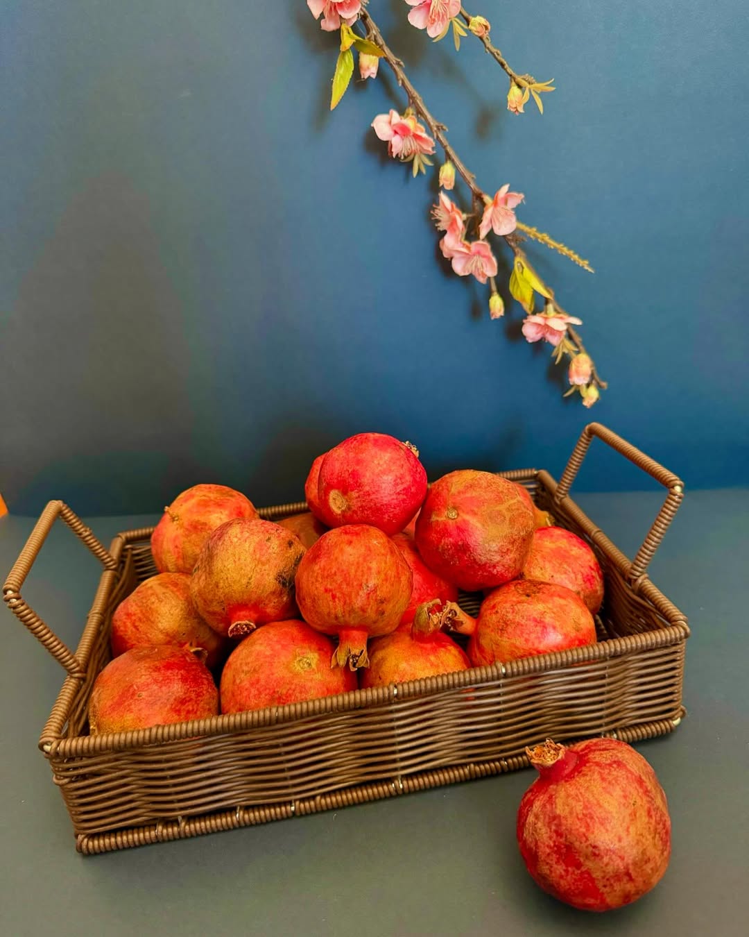 سبد میوه  سینی چای ومزه